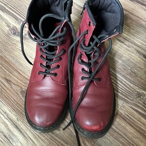 Girls Dr. Martens Bordeaux boots